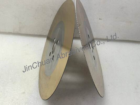 lưỡi cưa hss với 330 răng được sử dụng để cắt dải niêm phong, đường kính 285mm,